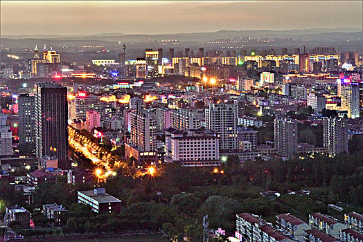 quay thu