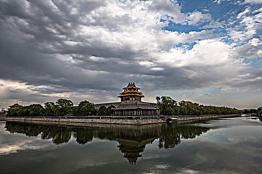 lo bach thu khung 2 ngay