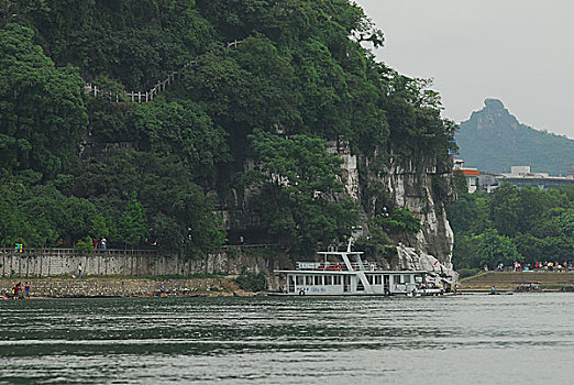 chốt số hàng ngày