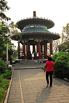 cau hom nay