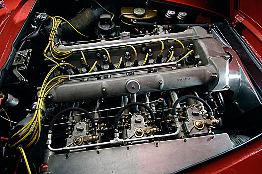 xsmb th4