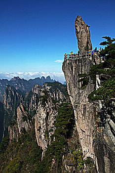 miền bắc thứ ba hàng tuần