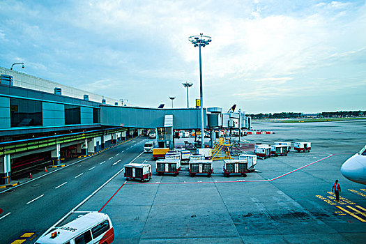 thống kê 3 càng