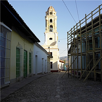 bach thu khung 5 ngay