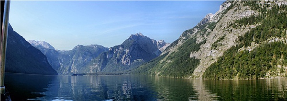 cau gio vang