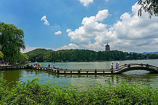 chơi lô trượt