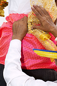 thong ke tan suat